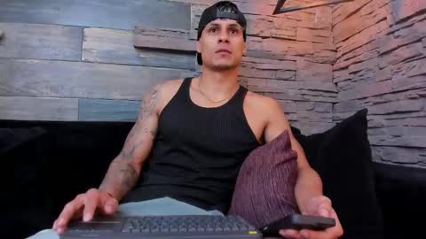 nohanhunter online show from 12-18-25, 11:38