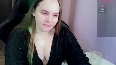 noir_ember_ online show from 04-26-26, 05:43