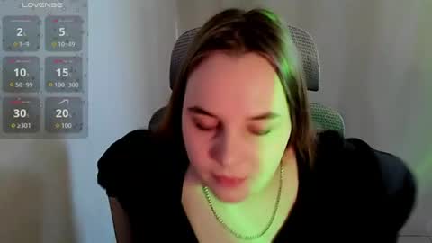 Snapshot of noir_ember_ chatting on 06-20-26, 09:34 noir_ember_ online show from 06-20-26, 09:34