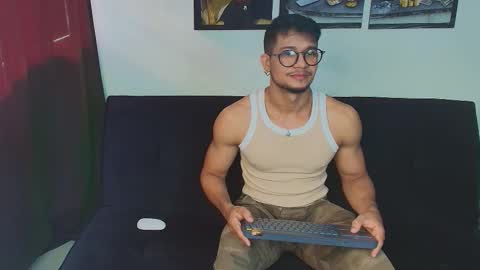 Im Nolan  online show from 11-06-25, 01:12