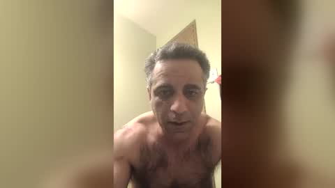 nolanjohn12 online show from 08-04-26, 03:10