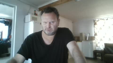Snapshot of nollie244 chatting on 06-16-26, 10:40 Nollie online show from 06-16-26, 10:40