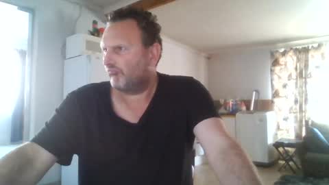 Snapshot of nollie244 chatting on 07-11-26, 12:30 Nollie online show from 07-11-26, 12:30