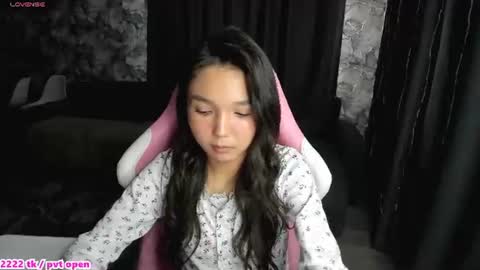 nomi online show from 06-20-26, 07:55
