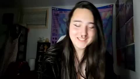 Snapshot of nonbinarybeauty20 chatting on 01-04-25, 10:49 nonbinarybeauty20 online show from 01-04-25, 10:49