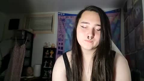 Snapshot of nonbinarybeauty20 chatting on 01-18-25, 08:10 nonbinarybeauty20 online show from 01-18-25, 08:10
