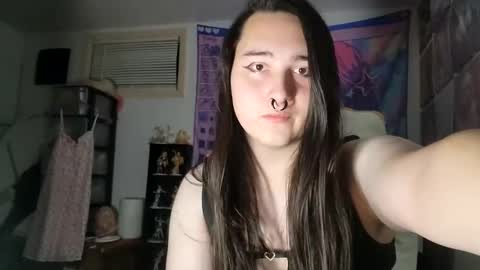 Snapshot of nonbinarybeauty20 chatting on 01-24-25, 11:48 nonbinarybeauty20 online show from 01-24-25, 11:48