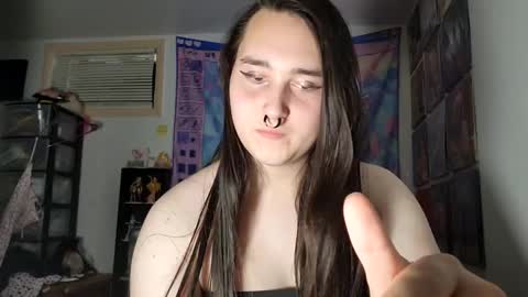 Snapshot of nonbinarybeauty20 chatting on 02-22-25, 11:13 nonbinarybeauty20 online show from 02-22-25, 11:13