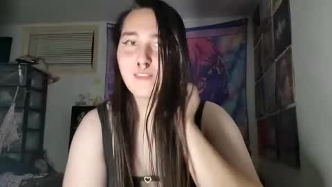 Snapshot of nonbinarybeauty20 chatting on 02-23-25, 07:11 nonbinarybeauty20 online show from 02-23-25, 07:11
