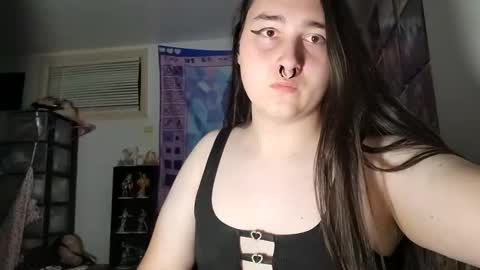 Snapshot of nonbinarybeauty20 chatting on 03-06-25, 07:57 nonbinarybeauty20 online show from 03-06-25, 07:57