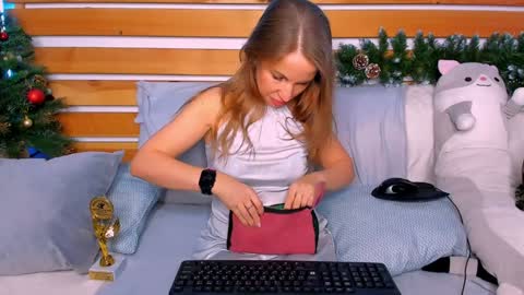 Nora online show from 12-29-24, 03:44