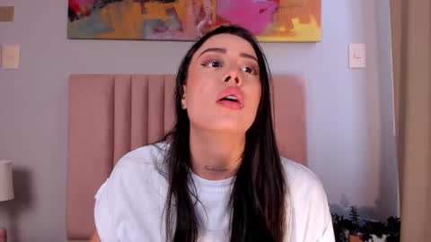 Nora Da Silva online show from 10-13-25, 06:08