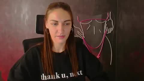 Snapshot of nora_n chatting on 09-26-25, 12:53 Nora online show from 09-26-25, 12:53