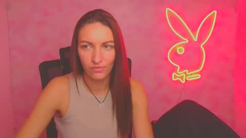 Snapshot of nora_n chatting on 09-30-25, 01:27 Nora online show from 09-30-25, 01:27