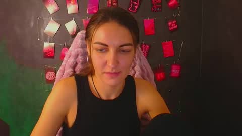 Snapshot of nora_n chatting on 10-28-25, 09:06 Nora online show from 10-28-25, 09:06