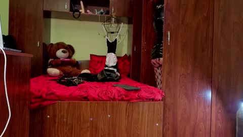 QueenManifest online show from 01-09-26, 08:43