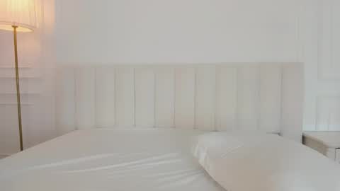 Snapshot of noraaddams chatting on 11-21-25, 02:43 noraaddams online show from 11-21-25, 02:43