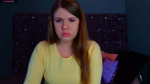 Nora online show from 12-23-24, 11:39