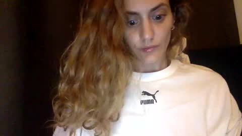Snapshot of norablues chatting on 09-17-25, 12:12 norablues online show from 09-17-25, 12:12