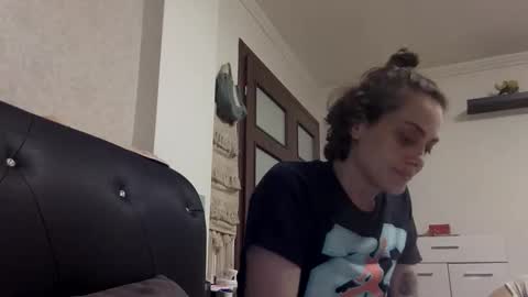 norablues online show from 06-11-26, 12:32