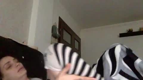 norablues online show from 06-12-26, 10:47