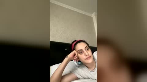 norablues online show from 07-12-26, 03:58