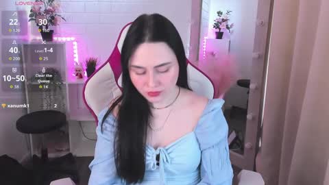 Nora online show from 04-25-26, 05:32