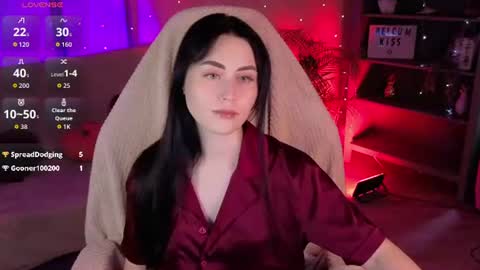 Nora online show from 06-18-26, 05:41
