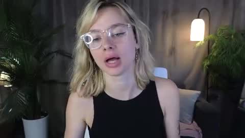 Nora online show from 07-13-26, 07:22