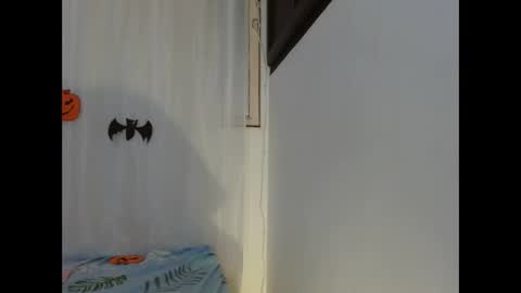norapaker online show from 10-11-25, 07:12
