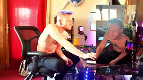 Snapshot of nordicenergy chatting on 02-13-26, 05:09 NordicEnergy online show from 02-13-26, 05:09