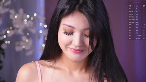 Snapshot of noreenbeckey chatting on 05-19-26, 08:20 Nore online show from 05-19-26, 08:20