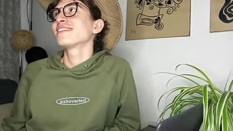 Norehg online show from 10-20-25, 10:54