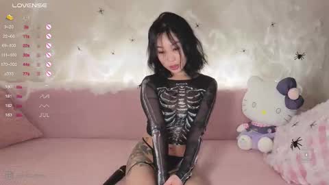 eva online show from 10-30-25, 12:50
