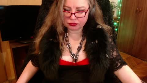Snapshot of norma_gin chatting on 12-25-24, 02:14 miss Tress online show from 12-25-24, 02:14