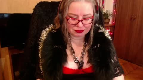 Snapshot of norma_gin chatting on 12-30-24, 07:00 miss Tress online show from 12-30-24, 07:00