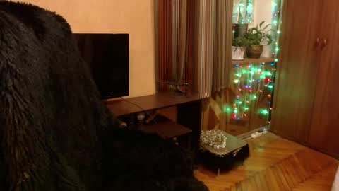 Snapshot of norma_gin chatting on 02-17-25, 11:31 miss Tress online show from 02-17-25, 11:31