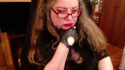 Snapshot of norma_gin chatting on 03-09-25, 01:25 miss Tress online show from 03-09-25, 01:25