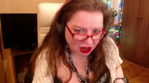 Snapshot of norma_gin chatting on 03-12-25, 09:45 miss Tress online show from 03-12-25, 09:45