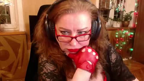 Snapshot of norma_gin chatting on 09-28-25, 09:53 miss Tress online show from 09-28-25, 09:53