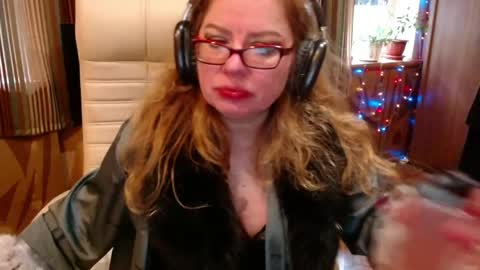 miss Tress online show from 05-16-26, 10:36