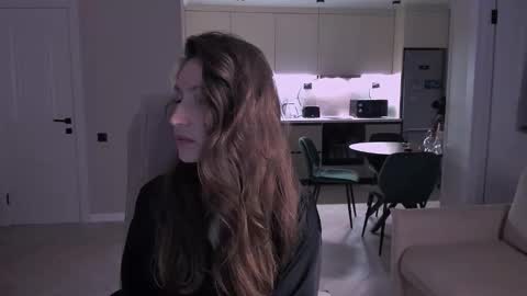 Snapshot of north_valkyrie chatting on 10-01-25, 11:33 Hazel online show from 10-01-25, 11:33