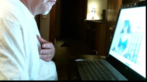 Snapshot of northcountryguy762 chatting on 09-21-25, 02:57 northcountryguy762 online show from 09-21-25, 02:57