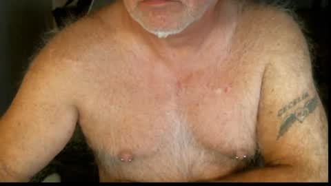 Snapshot of northcountryguy762 chatting on 10-26-25, 01:28 northcountryguy762 online show from 10-26-25, 01:28