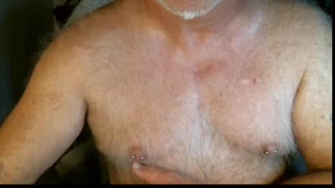 Snapshot of northcountryguy762 chatting on 10-27-25, 01:26 northcountryguy762 online show from 10-27-25, 01:26