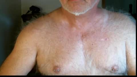 Snapshot of northcountryguy762 chatting on 10-28-25, 01:58 northcountryguy762 online show from 10-28-25, 01:58