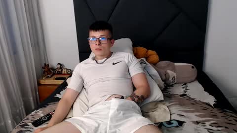 Snapshot of nortticus chatting on 02-02-25, 11:00 nortticus online show from 02-02-25, 11:00