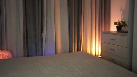 Tina online show from 03-12-26, 06:03