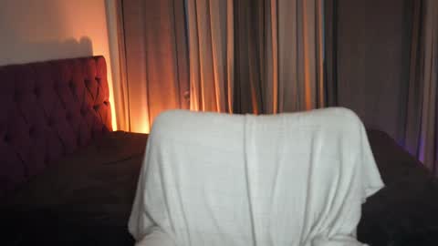 Tina online show from 04-16-26, 05:14