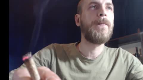 Funny online show from 10-24-25, 09:33